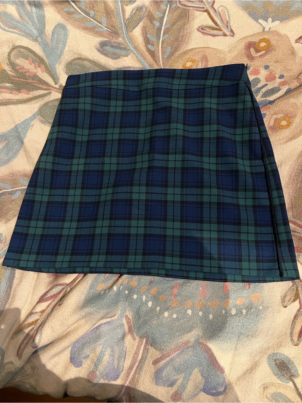 Vineyard Vines Meg Mini Skirt in Yuletide Blackwatch / Perfectly Preppy / Wool - Picture 8 of 8